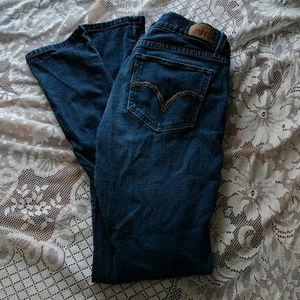 Levi too super low 524 jeans